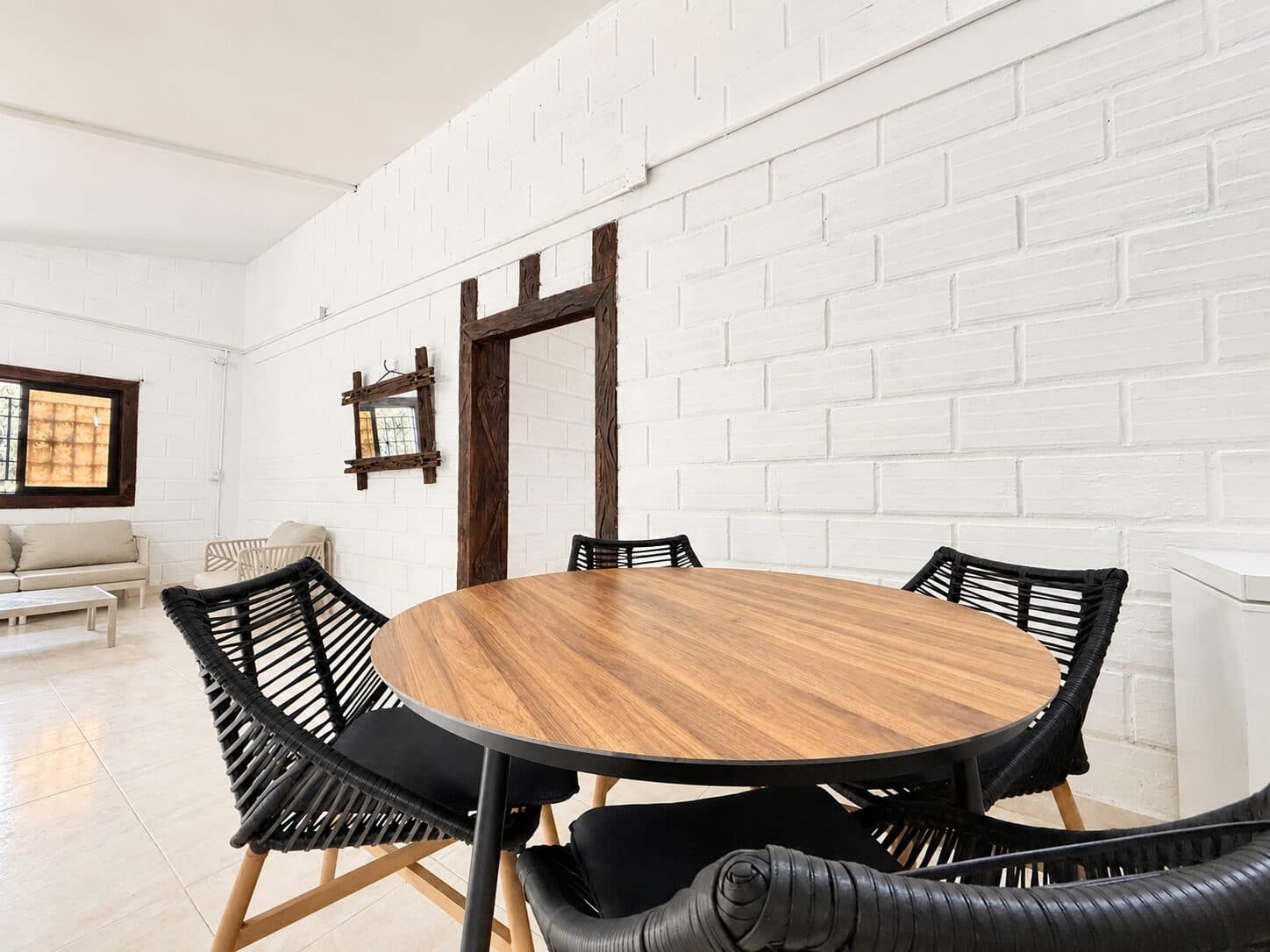 Comedor cubierto para compartir en La Herencia Doradal